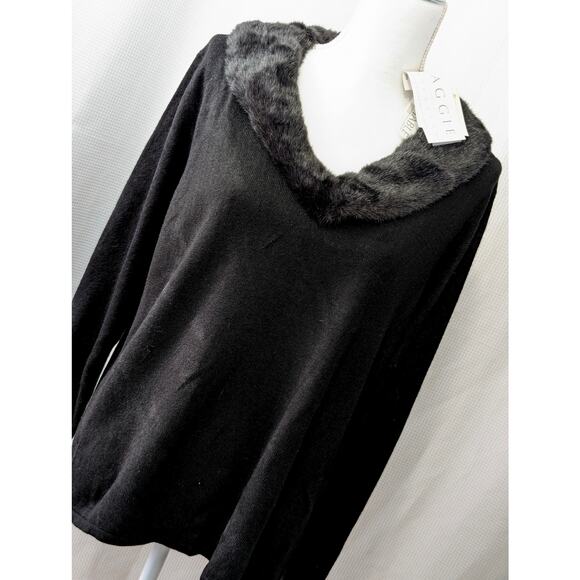 NWT! MAGGIE MCNAUGHTON! BLACK V-NECK DETACHABLE FAUX FUR COLLAR SWEATER! SZ 1X - Picture 1 of 7